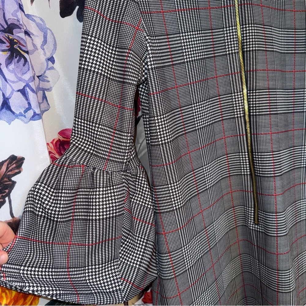 Calvin Klein Plaid Bell Sleeve Sheath Dress NWOT - Picture 4 of 7